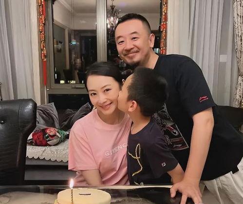 国产情侣精视频,浪漫瞬间,甜蜜定格 第2张 国产情侣精视频,浪漫瞬间,甜蜜定格 第2张